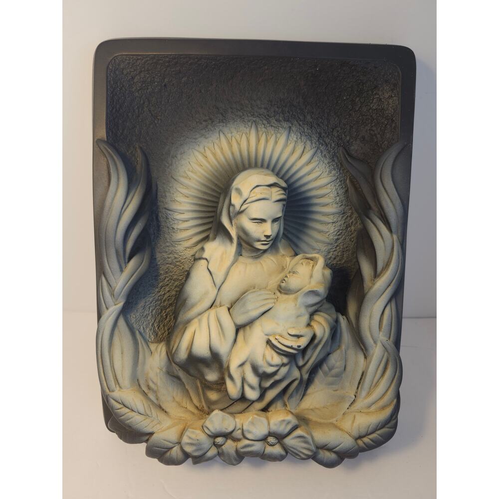 Creative Arts Chalkware Madonna & Child Vintage Wall Hanging 11"x 8.5" Religious